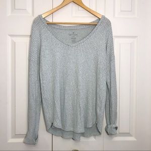 AE | Pale Green Ribbed V-Neck Longsleeve